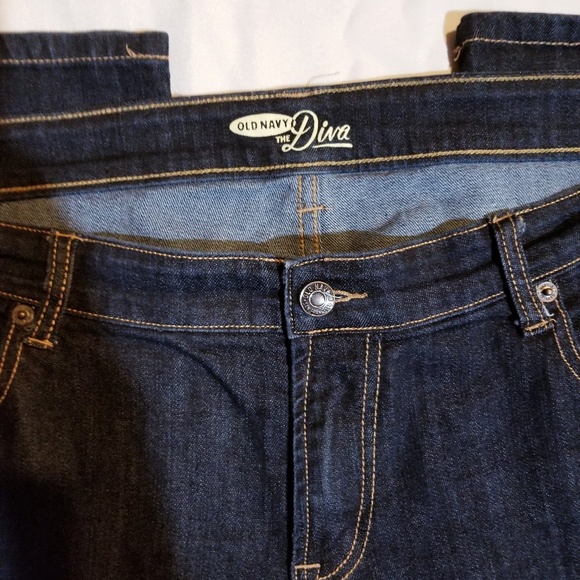 NWOT OLD NAVY Diva Bootcut Jeans - Picture 4 of 4